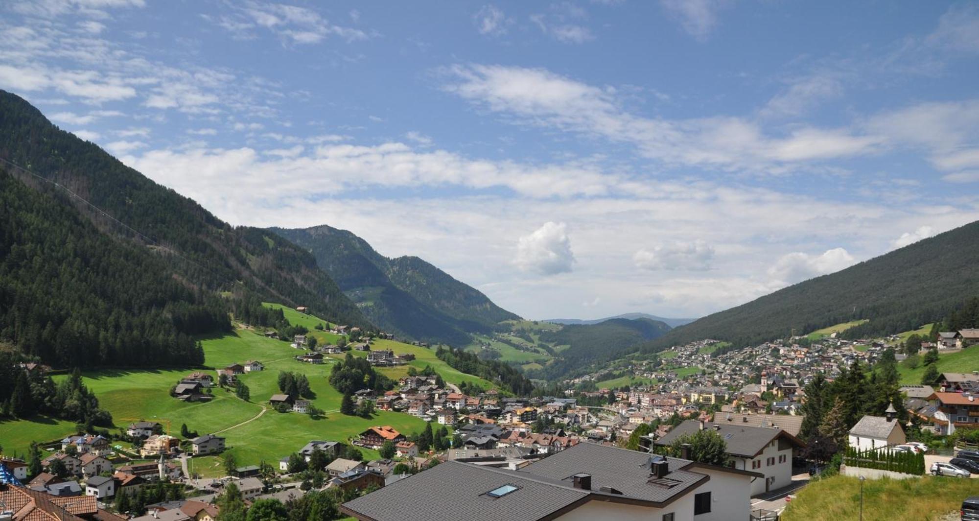 Apartment Sciadules Ortisei Kültér fotó